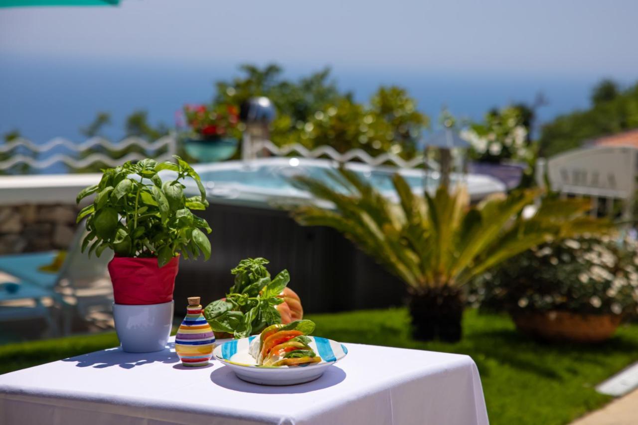 Villa Veronica Luxury Suite In Amalfi Coast Piano di Sorrento Eksteriør billede