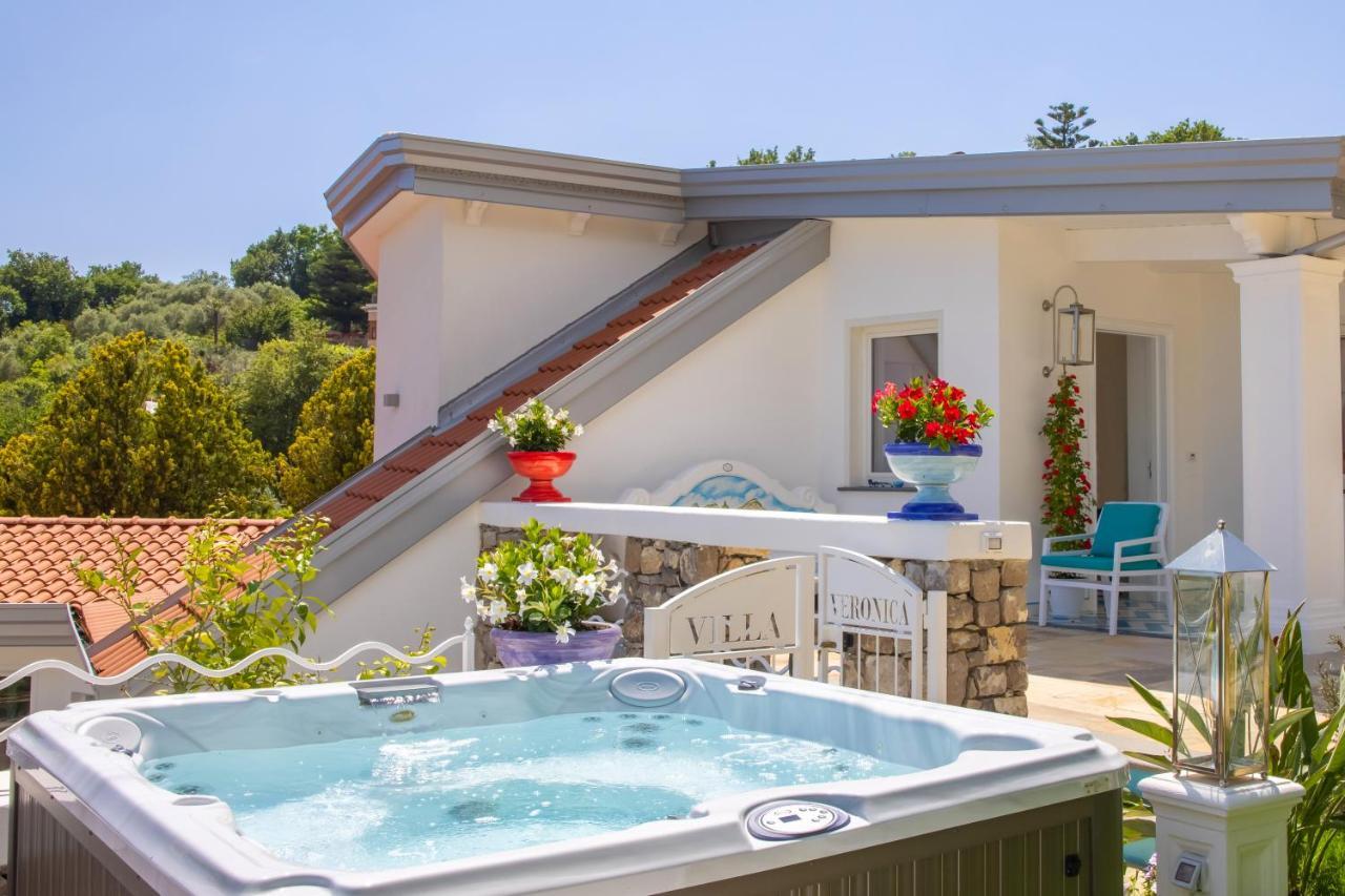 Villa Veronica Luxury Suite In Amalfi Coast Piano di Sorrento Eksteriør billede